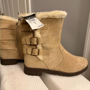 Rue21 Faux Suede Fur-Lined Ankle Boots Tan Size 8 Buckle Winter Boots NEW